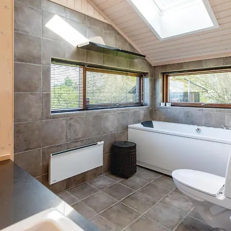 Four-bedroom In Nykobing Sj Feriehus *