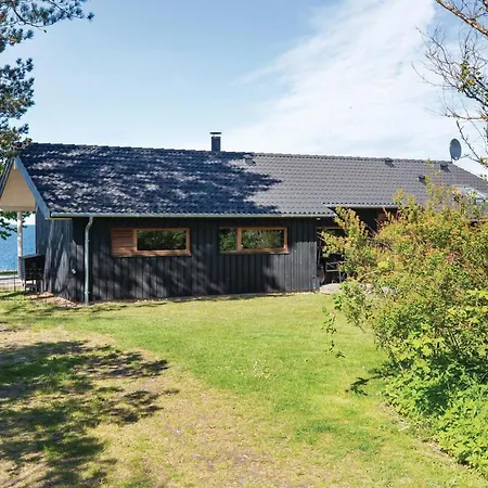 Four-bedroom In Nykobing Sj *