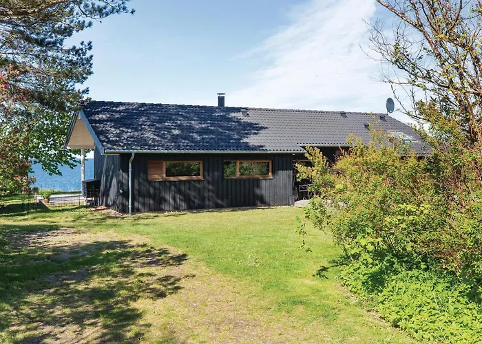 Four-bedroom In Nykobing Sj *